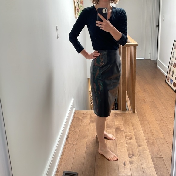 Vintage EREZ leather high waisted pencil skirt, embroidery, made in USA, size S - Picture 11 of 13